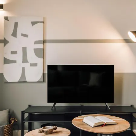 דירה Amalia - 1 Bedroom And Parking In Santo Antonio ליסבון